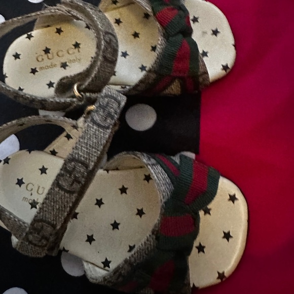Authentic Gucci toddler girl sandal - Picture 1 of 6